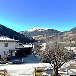 With A Beautiful View Апартаменты